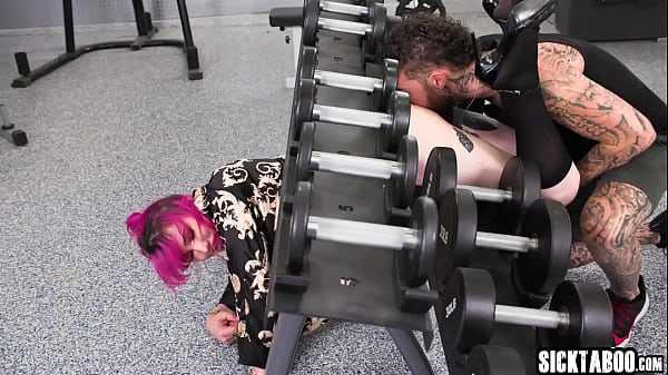 Shemale gym rat Lena Moon fucked in tight ass a...