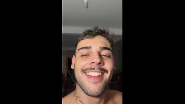 VENDENDO MEU LEITE PARA PUTO SUBMISSO