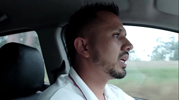 Uber driver picks up hot passenger and ends up fucking her in the car - Tommy Miller