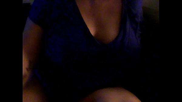 BBW PLAYING WITH TITS