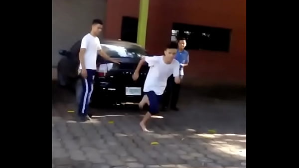 Tremenda cogida en los charcos del mayo xd