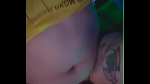 Hot ass pawg taking dick missionary n getting cumshot
