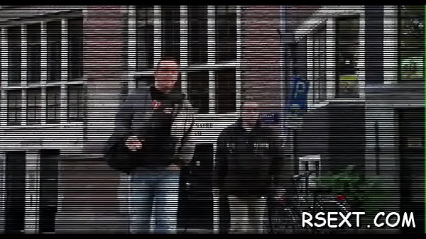 Dude gets his cock sucked