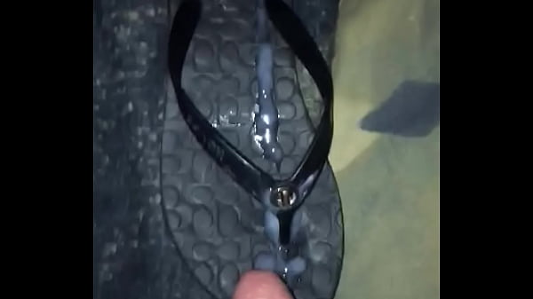 Cum shot flip flops