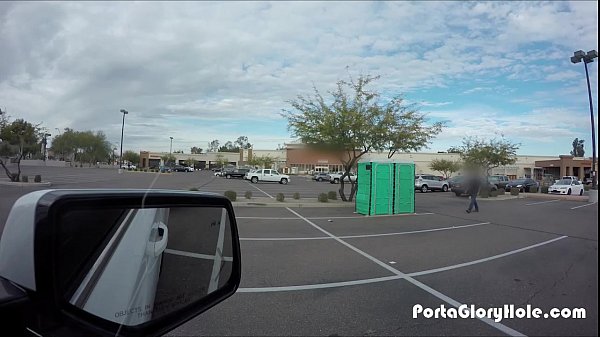 Porta Gloryhole Horny hardware store employee