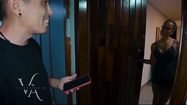 Corno gravou Sexo com Entregador do Ifood - As Mais Belas Amadoras -