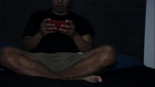 Папочка много раз кончил мне в рот, очень много спермы, она не помещается во рту, но я всё проглотила