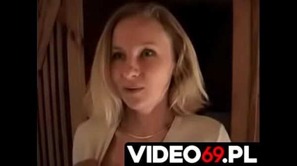 Download Video - Polskie porno - Mamu&sacute;ka robi&aogon;c mi loda za kas&eogon; wci&aogon;&zdot; zapewnia&lstrok;a &zdot;e nie jest z "takich"
