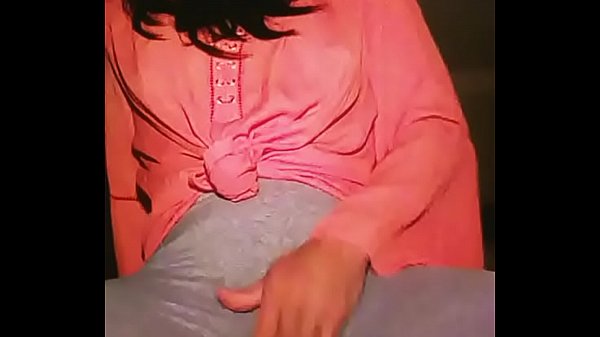 Download Video - Jewels cums in yoga pants