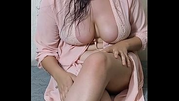 سكس مصري جامد ناكني مدير زوجي في الشغل عشان زيادة في الراتب الراتب