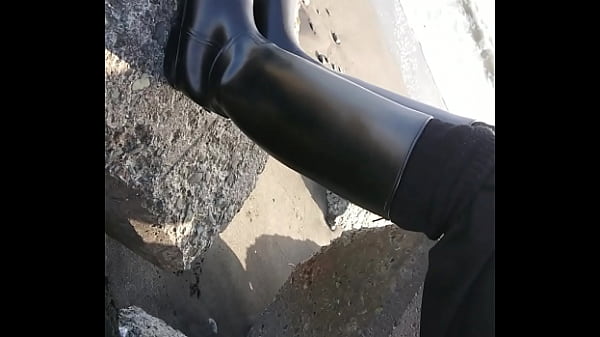 Rubber riding boots