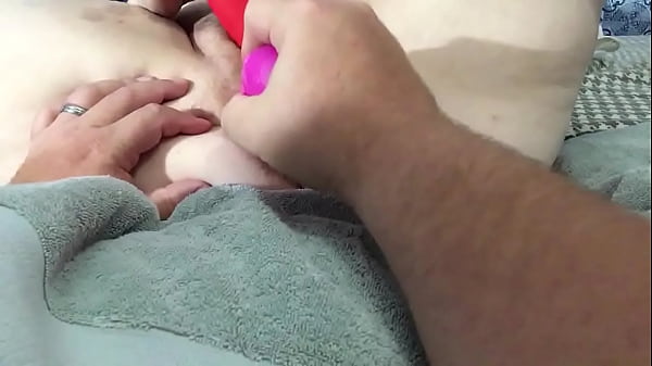 Tearing up Pinkys pussy up close