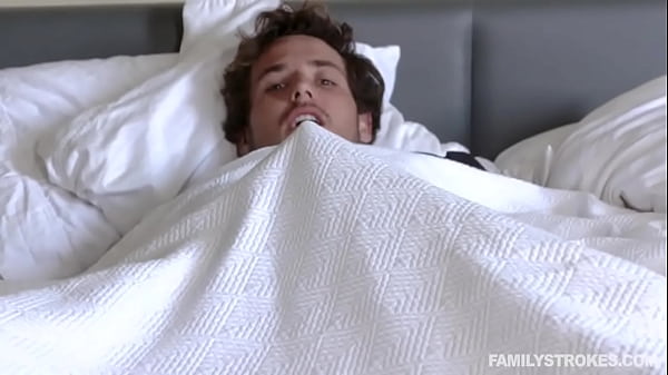 Sexy stepmom sucks and fucked by stepson