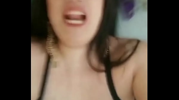 Dama G en tremendo escotaso