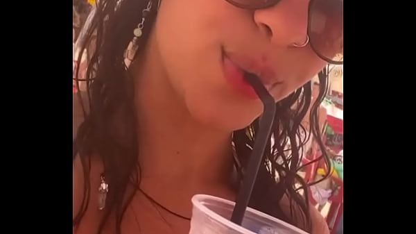 O que eu gosto de fazer , c h u p a r (: