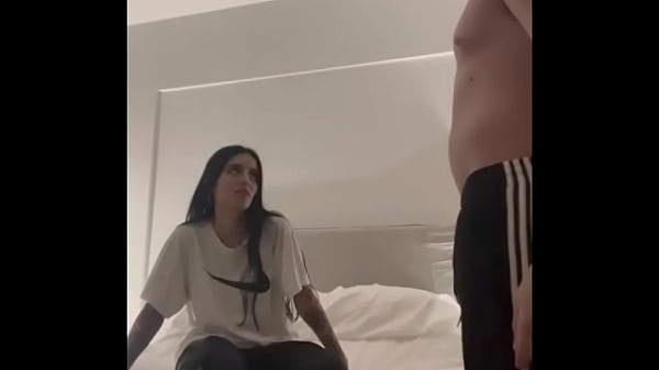 Huge Booty Saudi Beautiful Stepmom Stuck Under Bed & Want Anal Fuck From Stepson When She Clean Room
