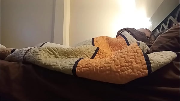 MY HUSBAND'S ROOMMATE COME INTO MY BED WHILE HE IS GOING TO BUY FOOD AND MAKES ME CUM 4 TIMES