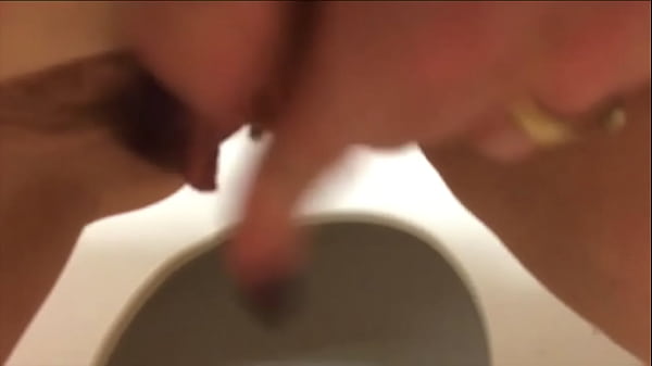 Watch my Pretty Pierced Pussy Pee