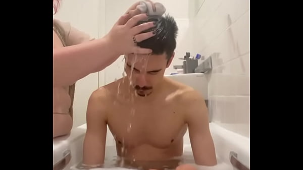 thumb washing