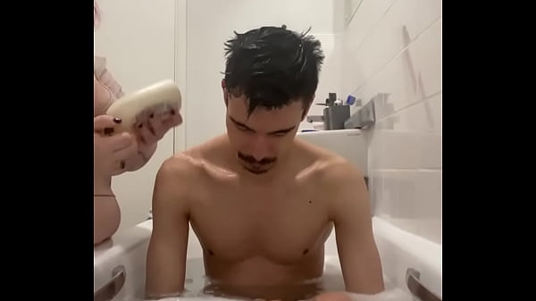 thumb washing