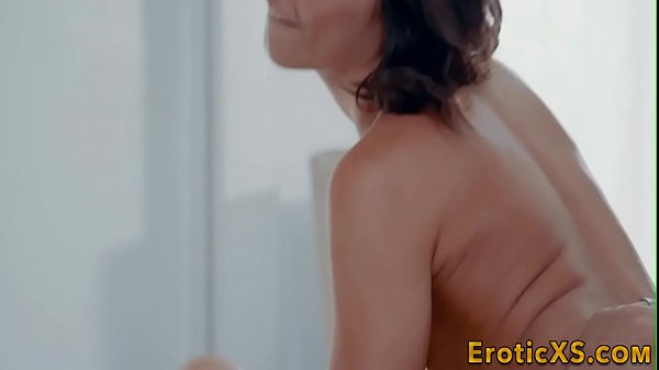 Tongued babe blows huge cock