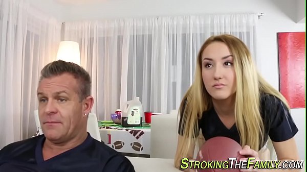 Teenes Gesicht Sperma Stiefvater Stem