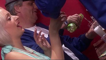gangbang sex-orgy-party