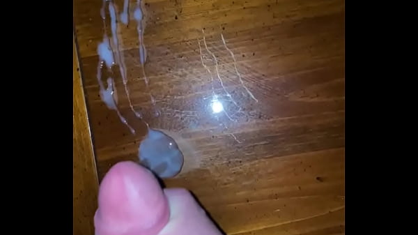 Coq Non Coupé De Doux À Cum