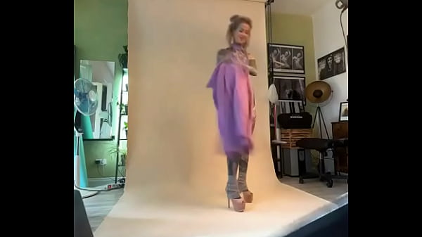 Photoshoot with 1 million pictures! How many shots does it take to get the perfect one?#EndlessShots #Photoshoot...