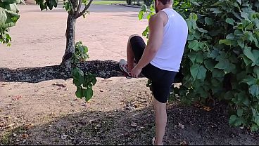 A stroll along the Flamengo landfill ends in sex with a blonde.
