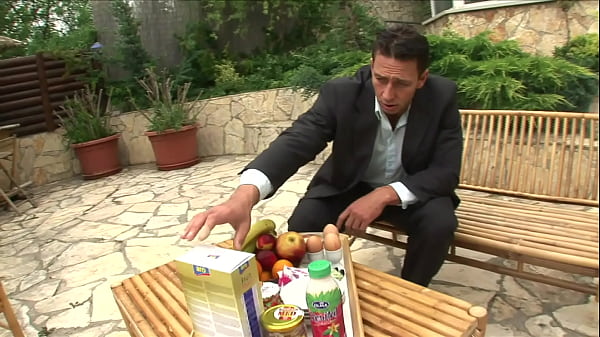 Jenny Hendrix And Beverly Hills Both Swallow Cum After Threesome