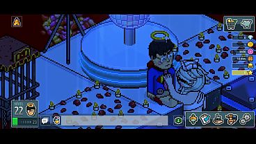 HABBO HOTEL SUPER PICA COMENDO ENFERMEIRA 26 sec
