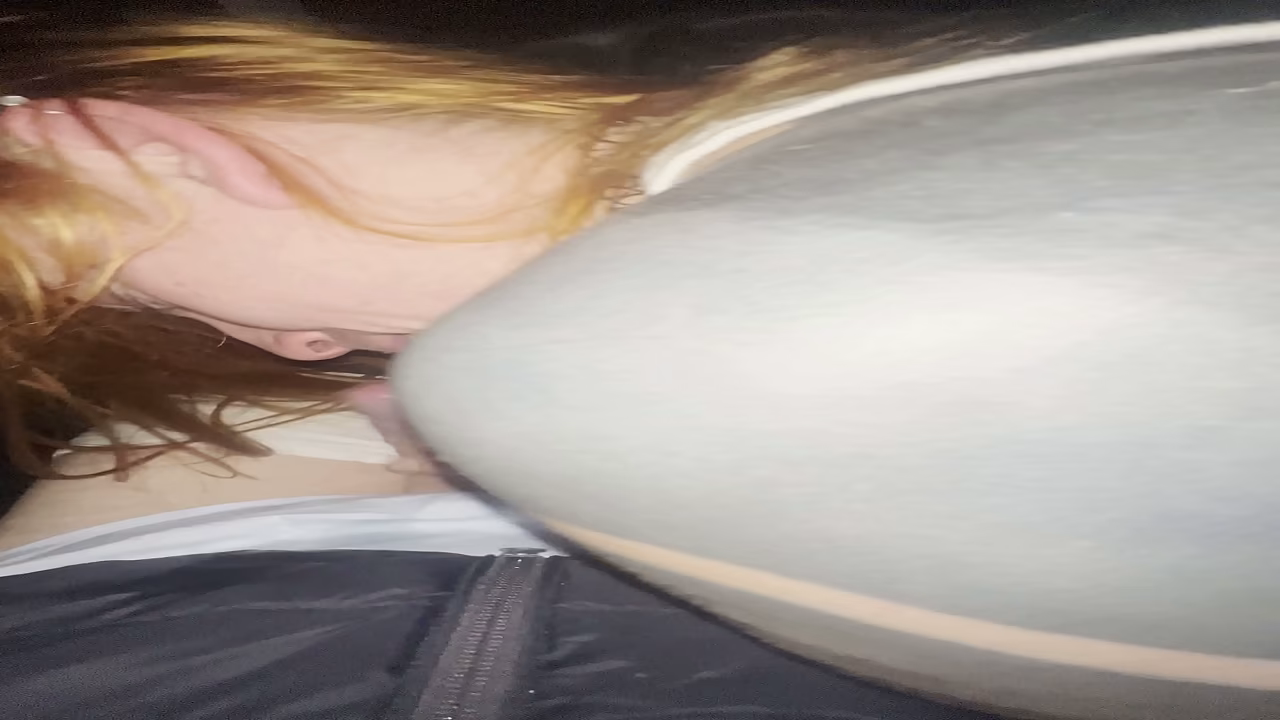 destrozando a peliroja casero coche por dinero