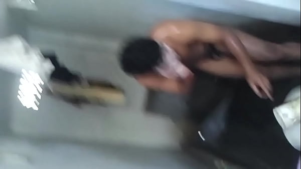 Download Video - Andhra guy bathing naked