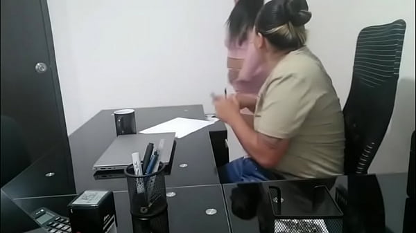 I have my secretary as a lover, while she is in my office we fuck very rich without my partner knowing
