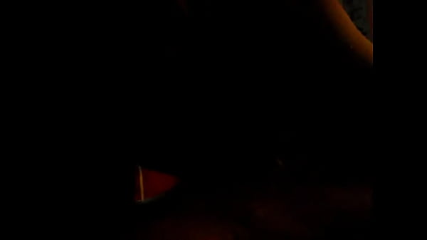 Je Me Suis Allongé Sur Le Lit Et Elle M'a Donné La Tête, Pt 1