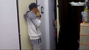 Mugur filling Amber Jayne's dreams with pleasure