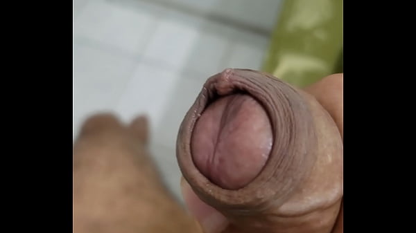 En le baño temprano bien arrecho