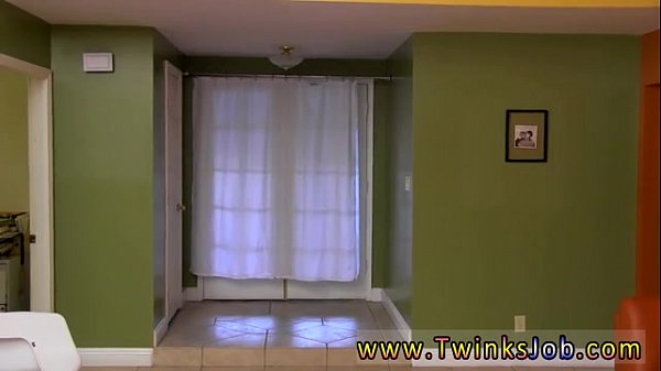 Sex porn anal gay When hunky Christopher mispla...