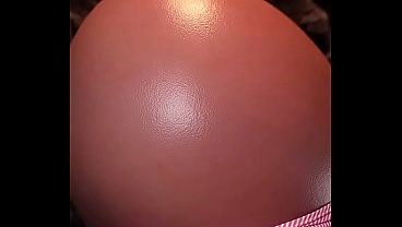 Yeloly Exclusive Peach &ldquo;Soccer Ball&rdquo; Butt