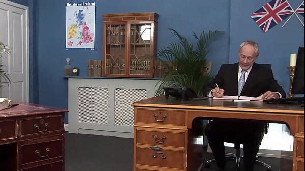 Big Boobed Brits Stacey Saran And Emma Butt Suck And Fuck In Mmff Foursome