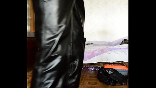 Download Video - guy changes into leather clothes