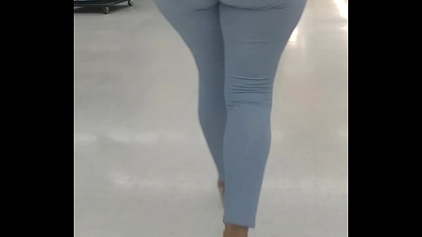 Nicko2552 - Candid Walmart milf