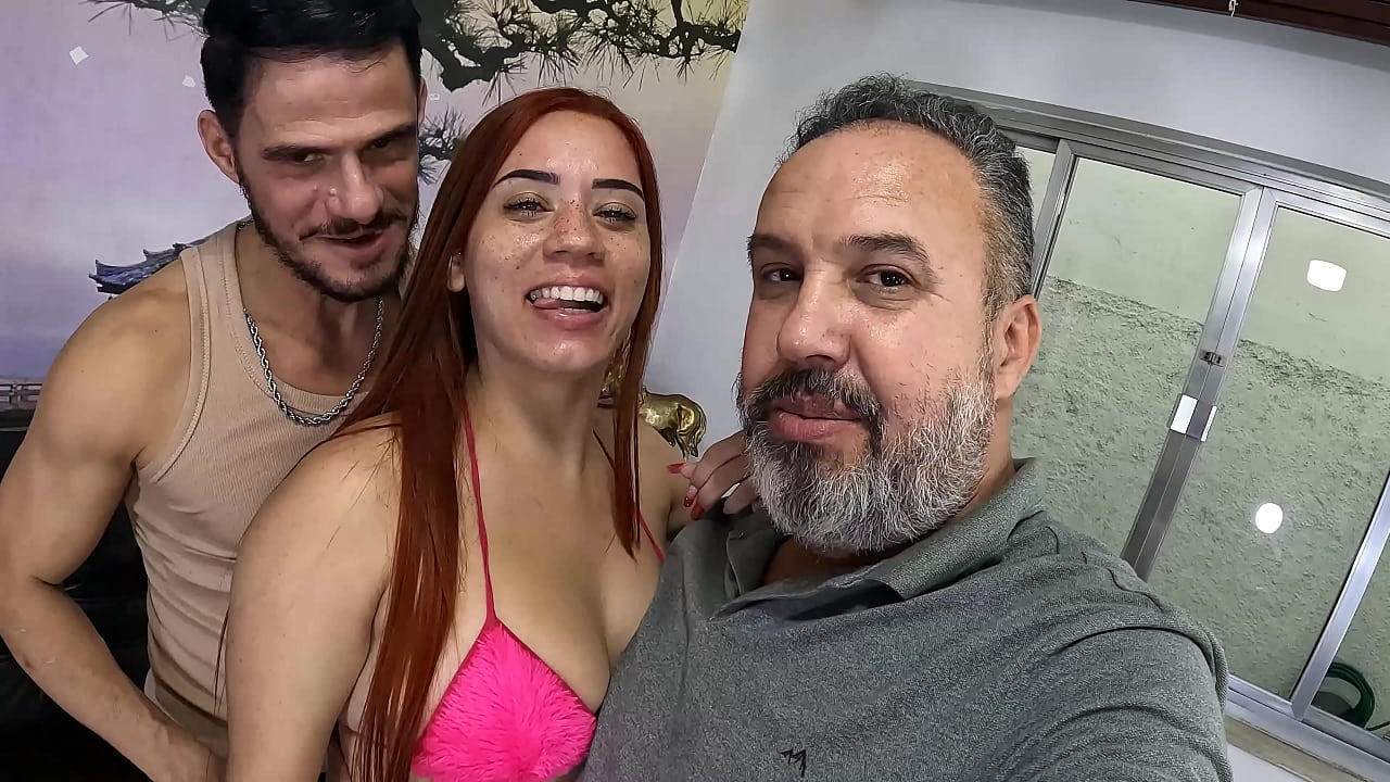 Isa Sampaio detrás de la cámara en Ted's Mansion
                     latina amateur homemade naked brazil first time bareback filming wet pussy natural tits big pussy photo shoot living room juicy pussy first porn young woman behind the scenes bts muchos negros