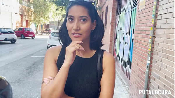 Download Video - PutaLocura - La colombiana culona PrisAngel es pillada por Torbe y cabalga su polla