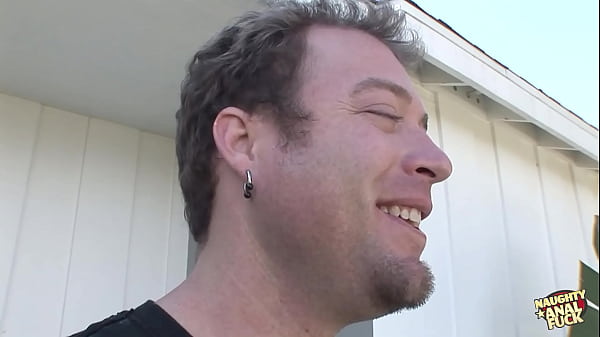 This MILF with big natural tits loves her ass done well