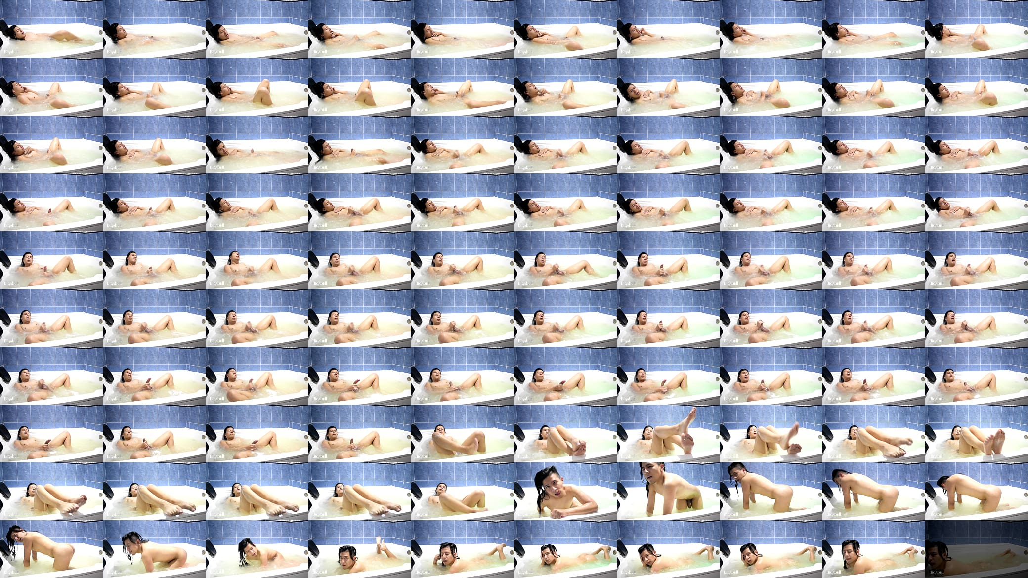Chico caliente desnudo en la ba&ntilde;era 预览图