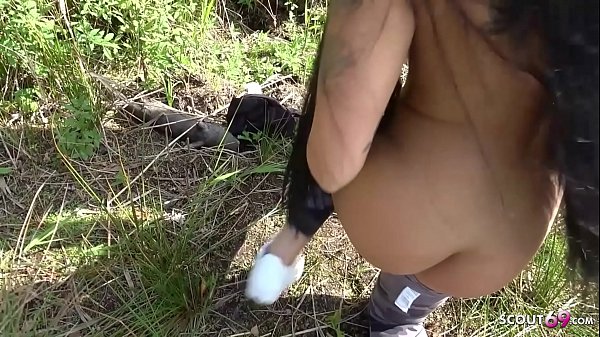 Download Video - ▶▶ Deutsche Teen Hure Snowwhite beim echten Dreier am Strand - Kein Fake ◀◀