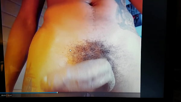 Shemale flexing huge cock