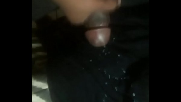 Vários jatos de porra